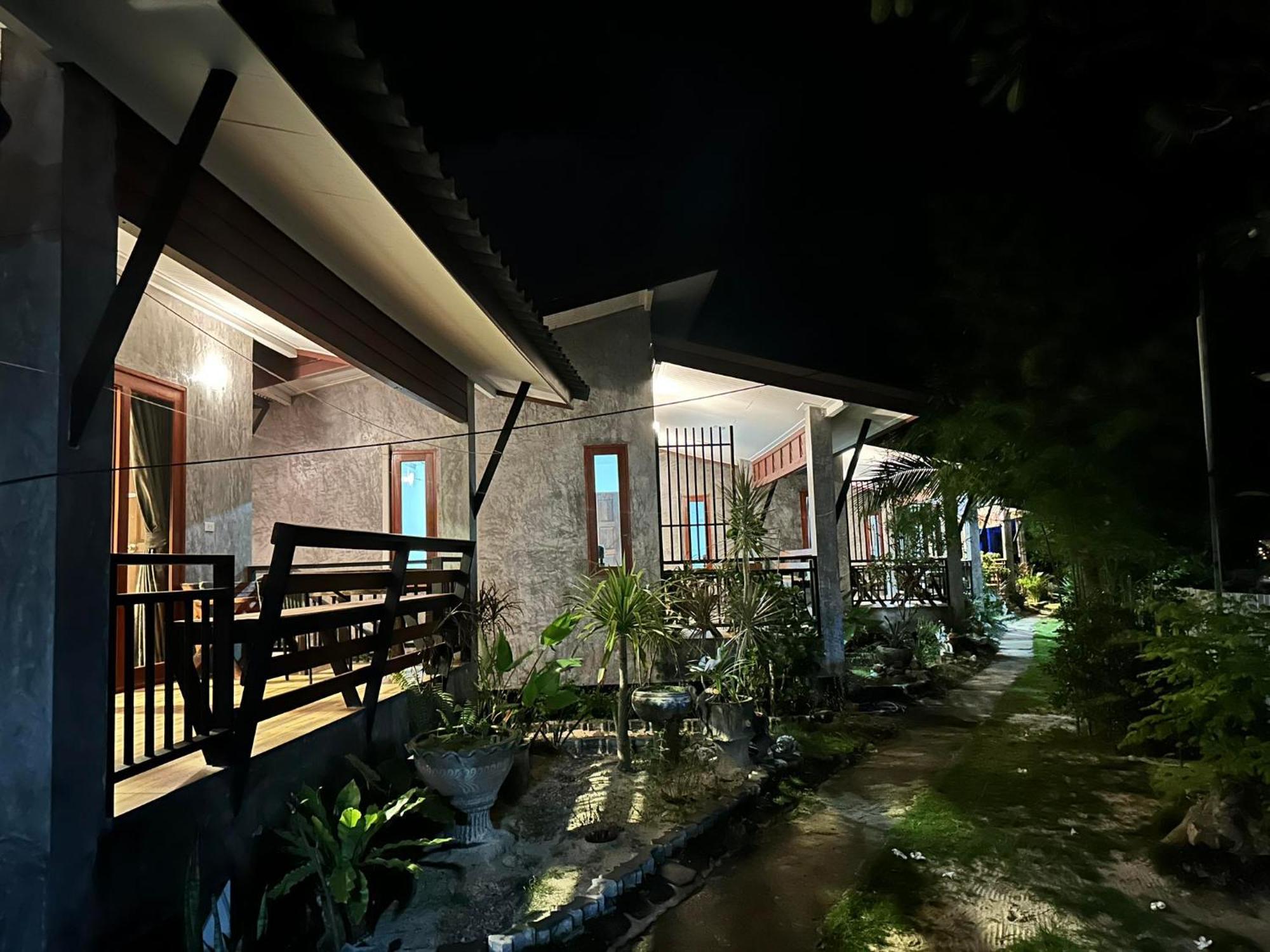 Ibiza Bungalows Haad Yao Eksteriør bilde