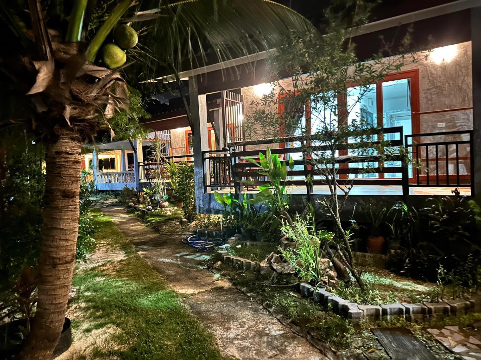 Ibiza Bungalows Haad Yao Eksteriør bilde