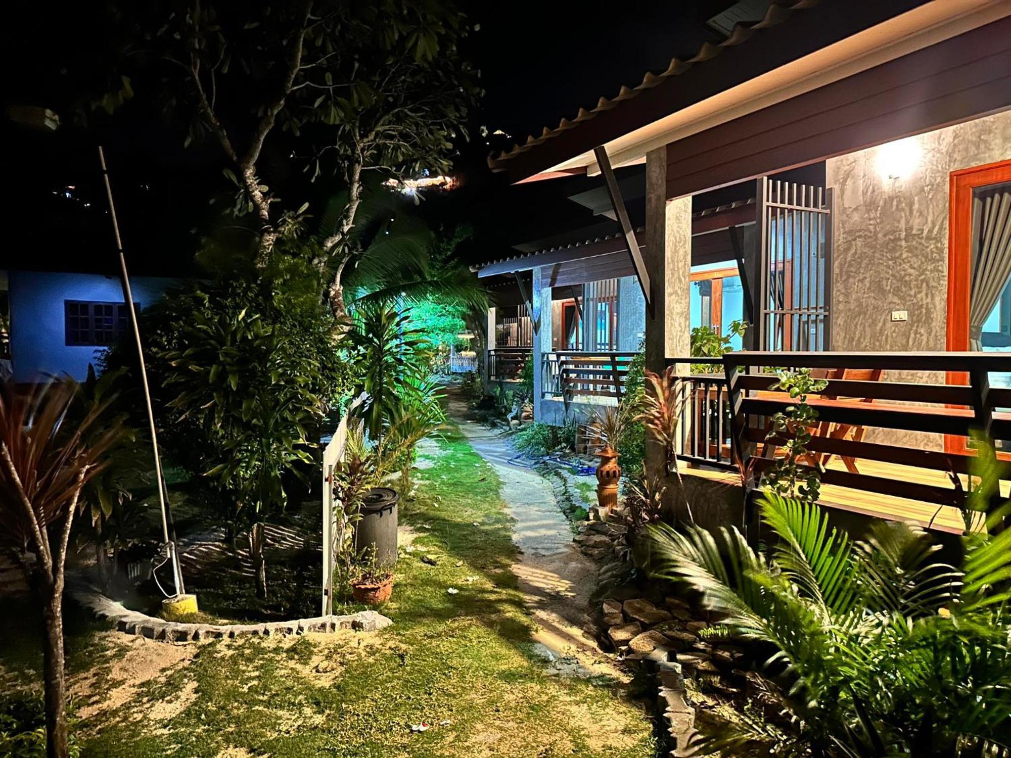 Ibiza Bungalows Haad Yao Eksteriør bilde