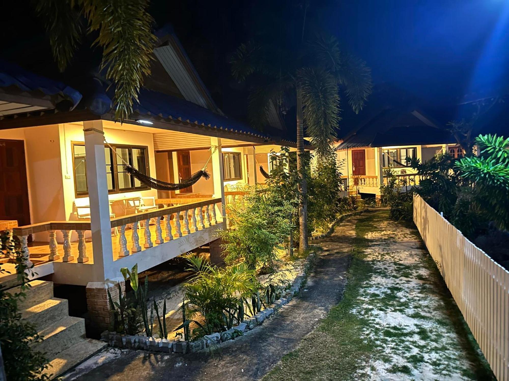 Ibiza Bungalows Haad Yao Eksteriør bilde